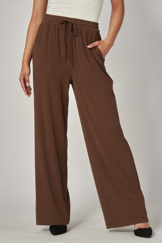 HIGH-WAISTED WIDE LEG PANTS 🤎